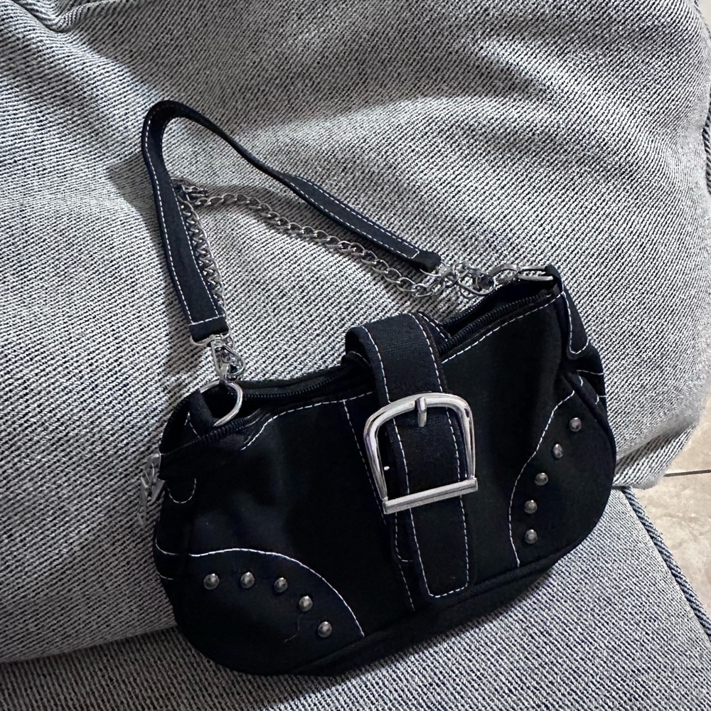 Elegant Black Shoulder Bag with Silver Accents